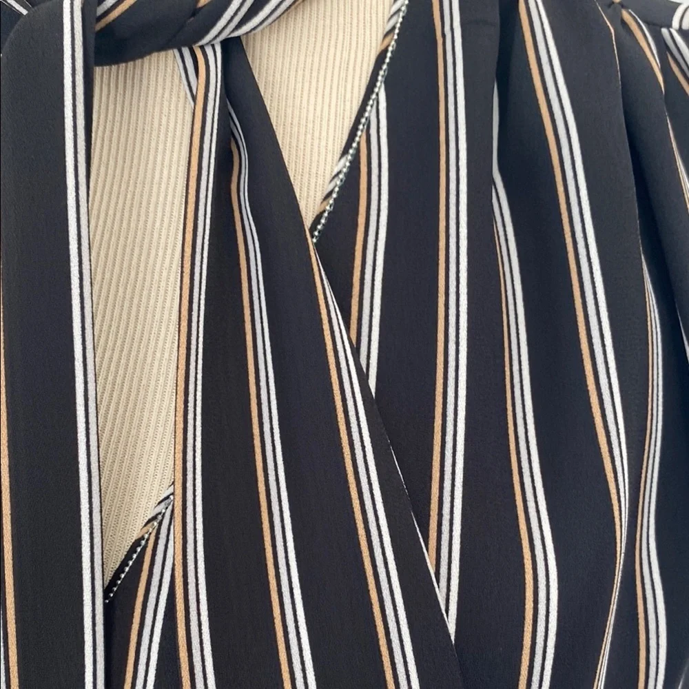White House Black Market Striped Top Sz 4 Ball-Chain Tie-Neck Stripe Shell - Picture 3 of 9